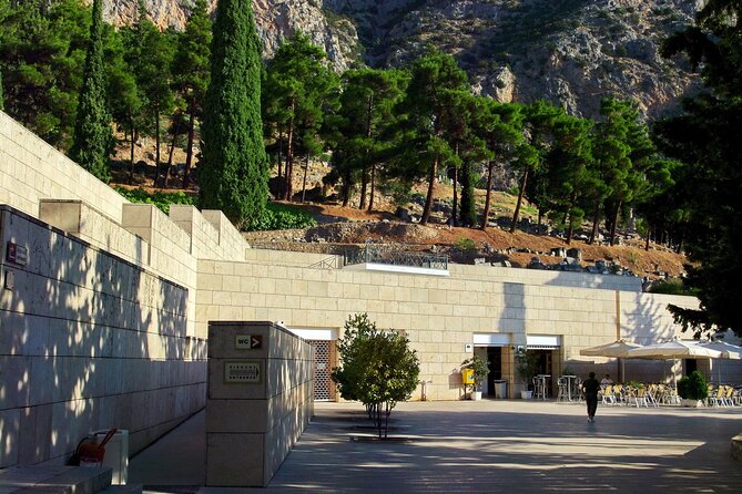 Touring & Historical Experience to Arachova & Delphi - Highlights of the Tour