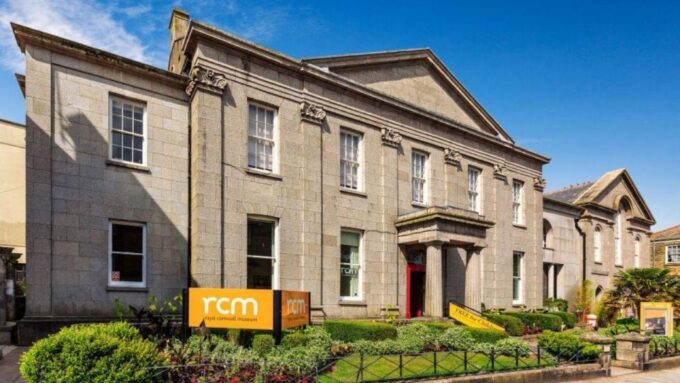 Touring Truro: Cornwall's Charming Cathedral City Audio Tour - Exploring Truros Farmers Market