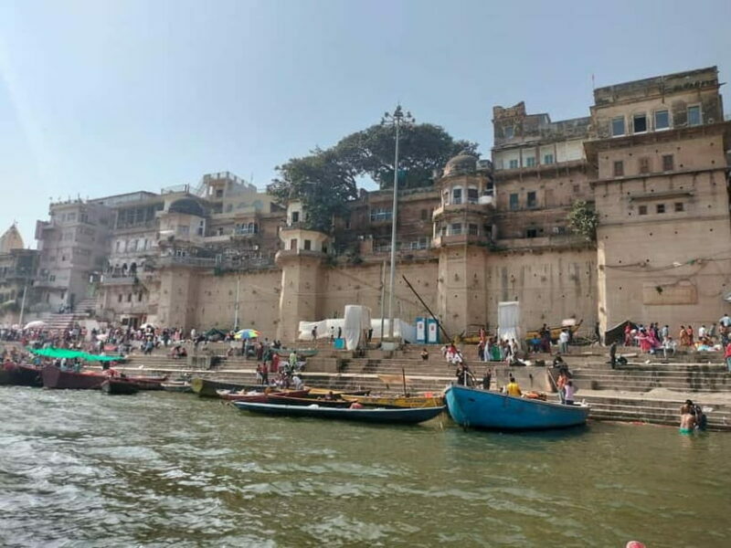 Tourist Guide English & Spanish Varanasi/Benares - Delving into the Heart of Varanasi: A Detailed Review