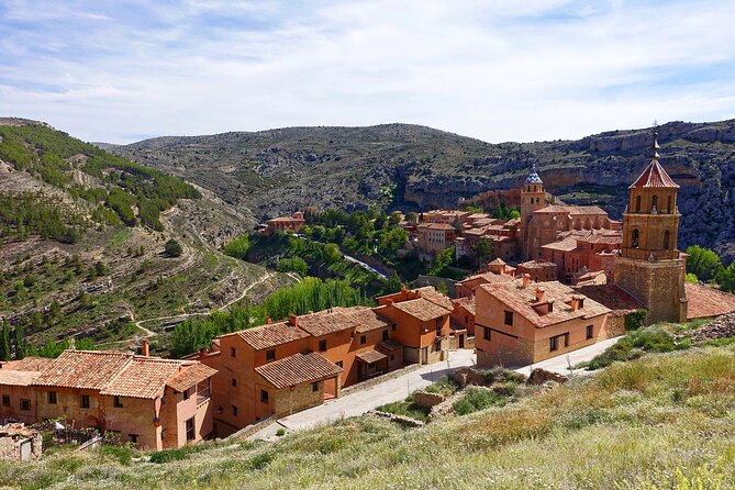 Touristic Highlights of Albarracín on a Private Half Day Tour With a Local - Key Points