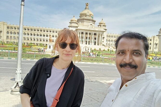 Touristic Highlights of Bangalore (Guided Sightseeing Tour With Food Tasting) - Tipu Sultans Summer Palace