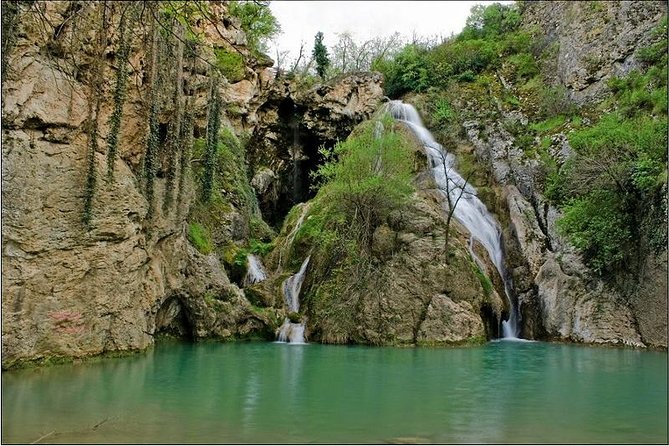 Tours to Monasteries and Waterfalls Around Veliko Tarnovo - Key Points
