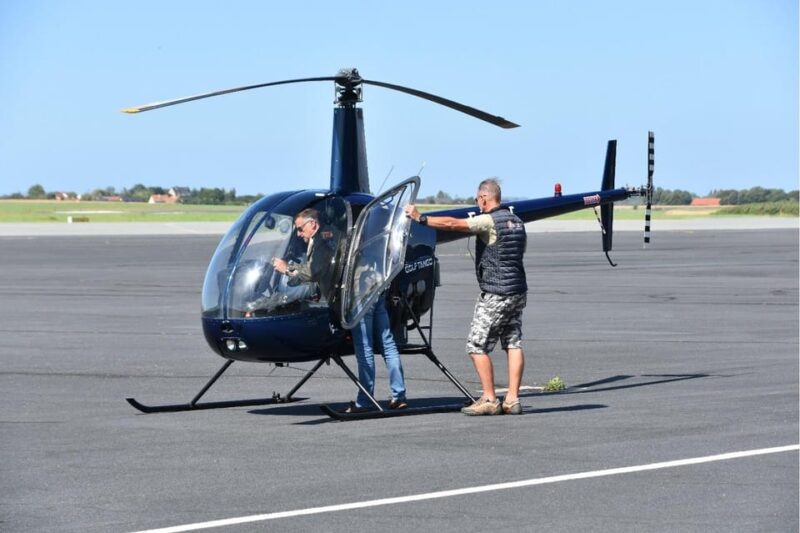 Toussus Le Noble: 30 Minutes Helicopter Flying Lesson - Key Points