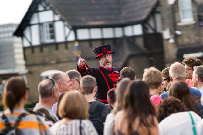 Tower of London: Early Entry & Guided Tour With the Beefeaters - Customer Feedback and Ratings