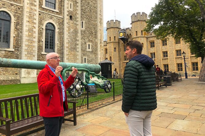 Tower of London: Early Entry & Guided Tour With the Beefeaters - Accessibility and Requirements