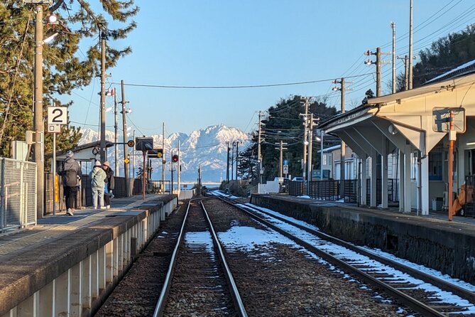 Toyama Bay and Takaoka Town Metalworking Tour From Kanazawa - Architectural Highlights