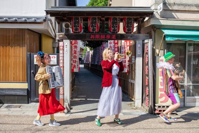 TOYOKAWA INARI in Japan:Ultimate Luxurious Tours - Dress Code
