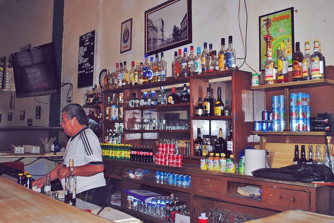 Traditional Bars Tour in the Historic Center of Guadalajara - Tour Details