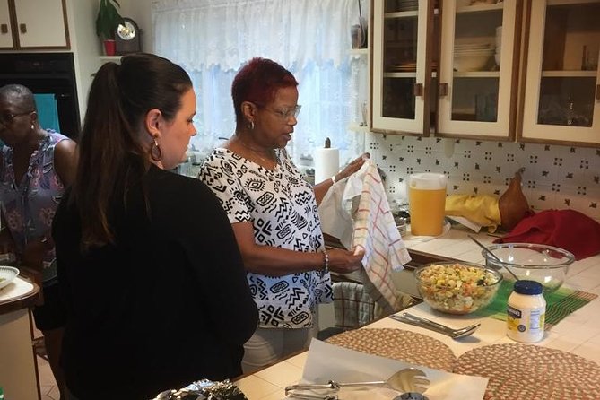 Traditional Bermuda Breakfast Cooking Class With A Local - Bermudian Culinary Traditions