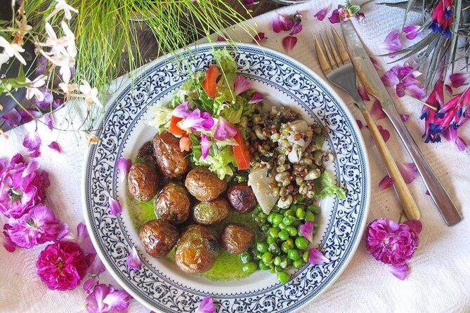 Traditional Cooking Class, Farm Tour & Lunch in the Douro Valley - Cooking Class and Farm Tour