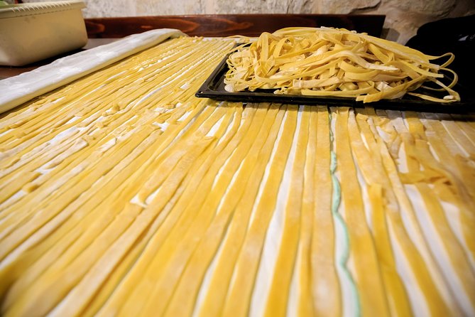 Traditional Cooking Class in Dubrovnik Countryside - Peka and Ražnjići Recipes