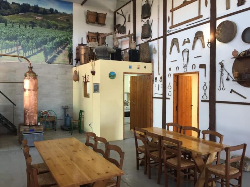 TRADITIONAL CRETE - Itinerary and Transportation