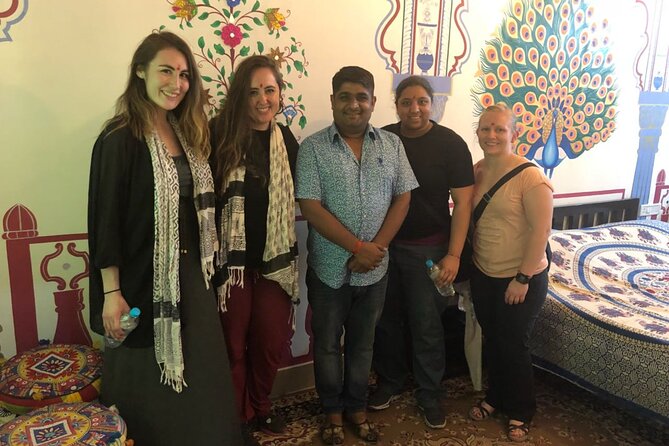 Traditional Dinner With Indian Family With Night Tour of Jaipur - Illuminated Landmarks