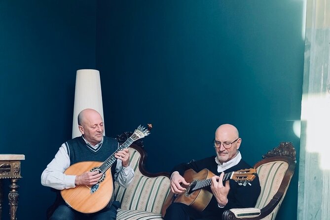 Traditional Fado Show at São Bento Station and Port Wine - Savoring Port Wine and Delicacies