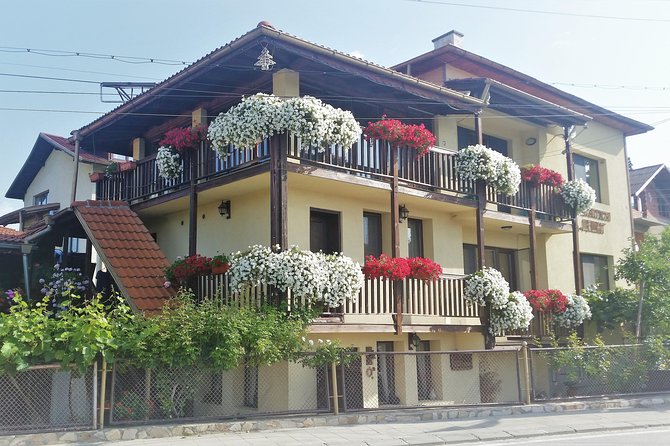 Traditional Folklore Experience in Bansko - Participant Considerations