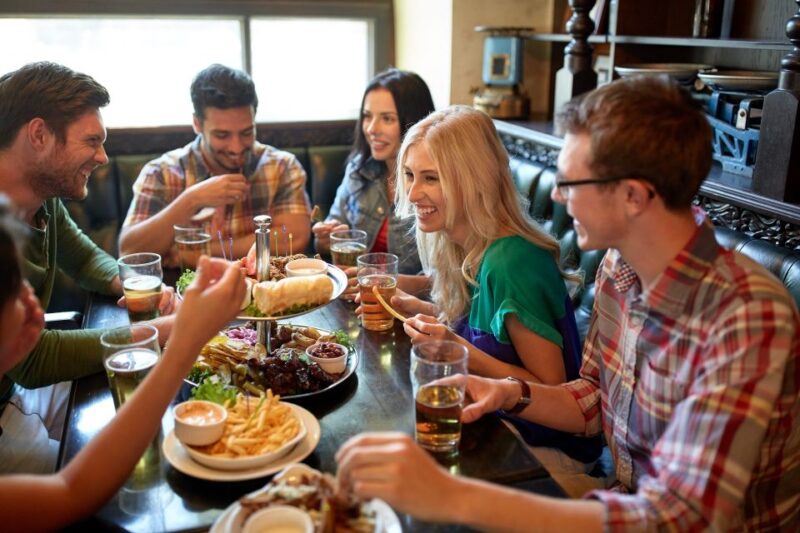 Traditional Irish Food and Dublin Old Town Private Tour - Tour Experience
