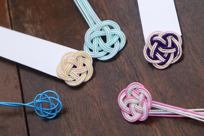 Traditional Japanese Crafts Making Experience in Tokyo - Key Points