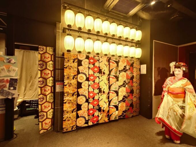 Traditional Japanese Dance Show! The Art of Nihon Buyō - Appreciating the Elegance of Nihon Buyō