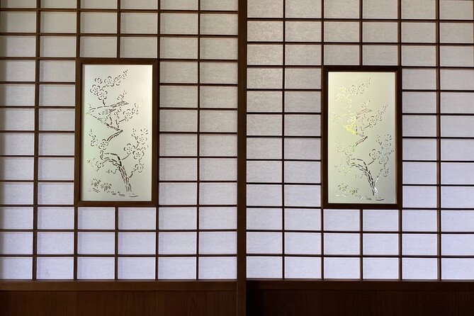 Traditional Japanese Food Tour With a Food Expert - Accessibility and Participation