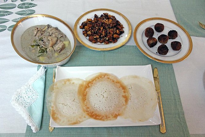Traditional Kerala Cooking Class in a Local Home in Kochi - Cooking Class Experience