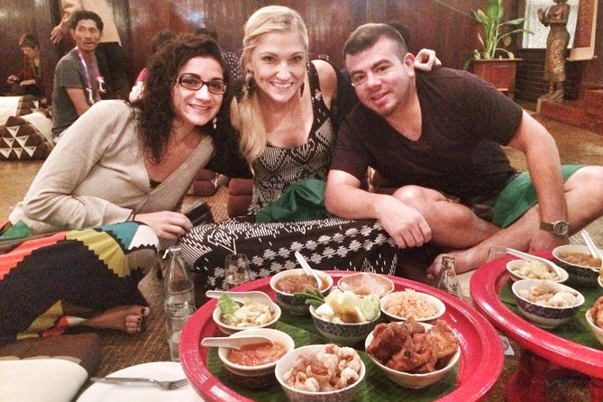 Traditional Khum Khantoke Dinner & Dance Show at Chiang Mai With Return Transfer - Recommended Attire