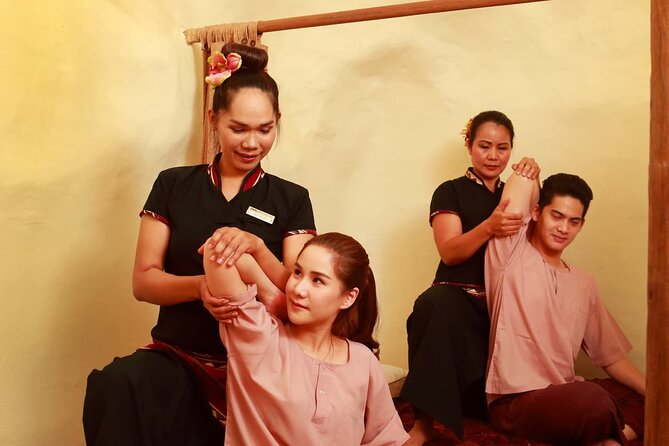 Traditional Lanna Thai Massage - Preparing for the Massage