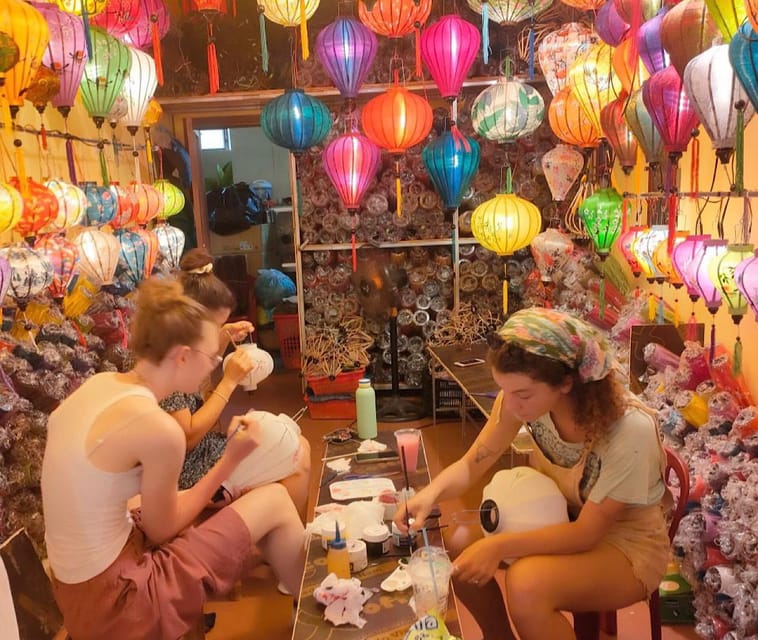 Traditional Lantern Class in Old Town - Instructor and Materials
