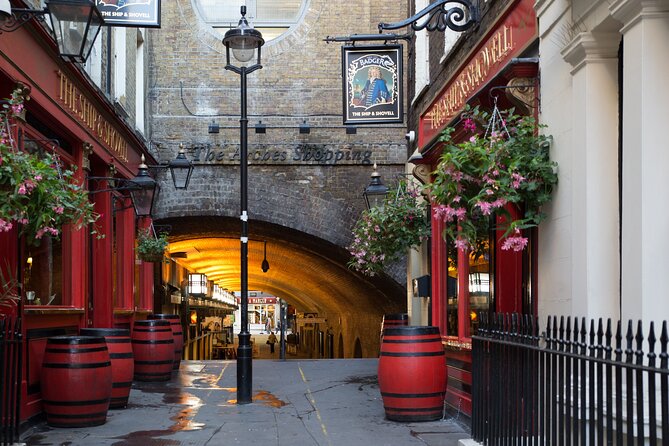 Traditional London Pub Walking Tour With Local History and Facts - Communication With Operator