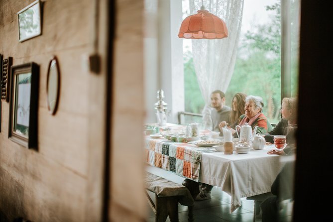 Traditional Lunch/Dinner Supra With Toastmaster and Live Polyphonic Music - About Your Stay