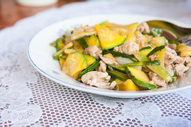 Traditional Market Tour and Private Laotian Cooking Class With a Local - Learning Traditional Lao Cooking