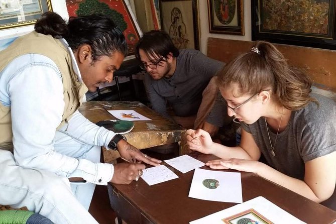 Traditional Miniature Painting Class at Pacific Art - Key Points