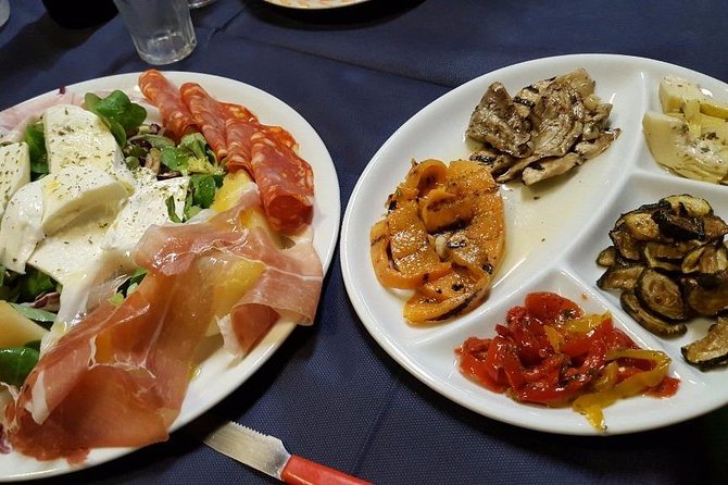 Traditional Neapolitan Dinner in Pompei - Villa Franca - Family Restourant - Accessing the Dining Location