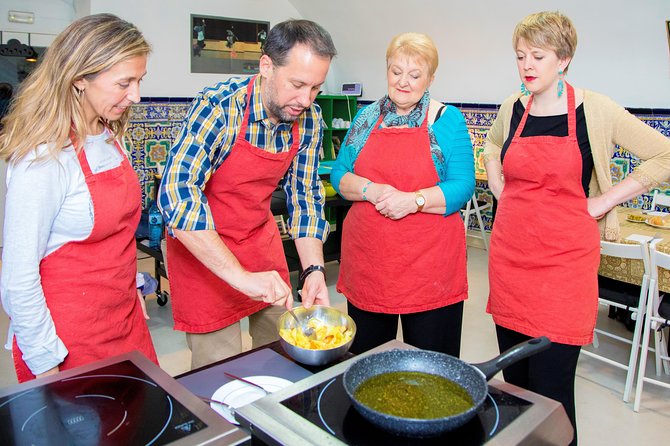 Traditional Paella & Tortilla & Sangria. Cooking Class - Authentic Valencian Paella