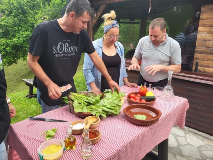 Traditional Plitvice Lakes Cooking Class - Booking and Pricing