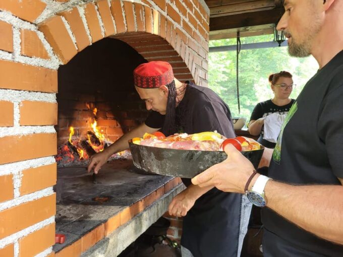 Traditional Plitvice Lakes Cooking Class - Arrival and Itinerary