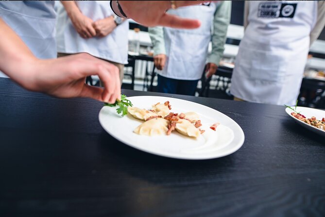 Traditional Polish Cooking Class in Warsaw - Group Size and Tour Operator