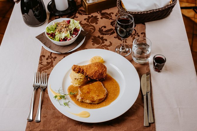 Traditional Slovenian Dinner and Show - Location and Time