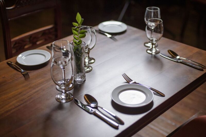 Traditional Sri Lankan Gourmet Lunch/Dinner Experience - Key Points
