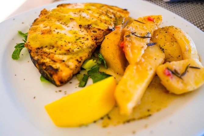Traditional Tastes of Santorini- Food Tour - Pickup and Accessibility Information