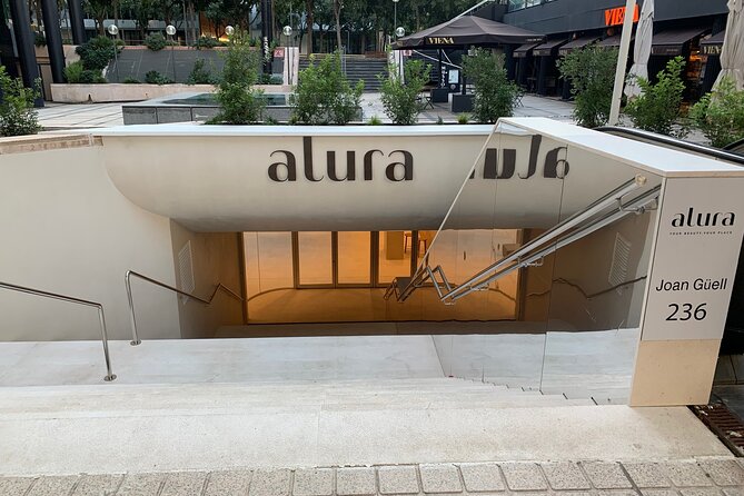 Traditional THAI MASSAGE 60 Min at THAI MASSAGE ALURA - Location Details