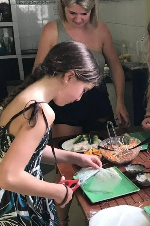 Traditional Vietnamese Cooking Class in Leina Cookery - Key Points