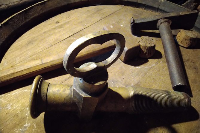 Traditional Vinho Verde Tour in Bowl With Private Transfer (Porto and Braga) - Operator Information and Confirmation