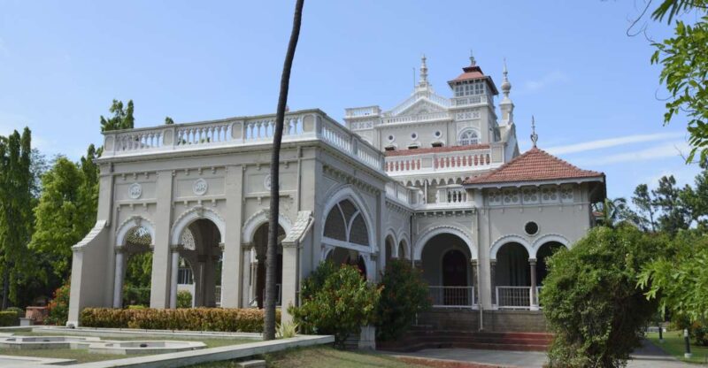 Trails of Pune Full-Day Guided Sightseeing City Tour by Car - Tour Inclusions