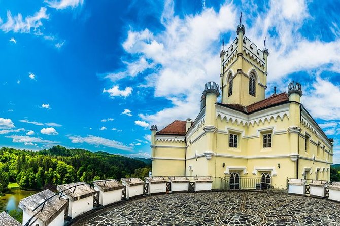Trakoscan Castle and Varazdin Private Tour - Exploring Trakoscan Castle