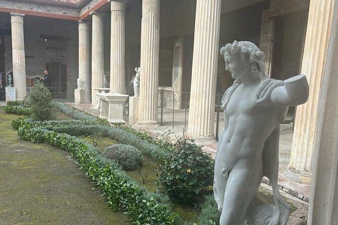 Tramvia Napoli Daily Trip to Pompeii Ruins - Traveler Photos Showcase