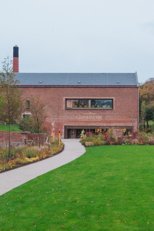 Tranent: Glenkinchie Whisky Distillery Tour and Tasting - Immersive Sensory Experience