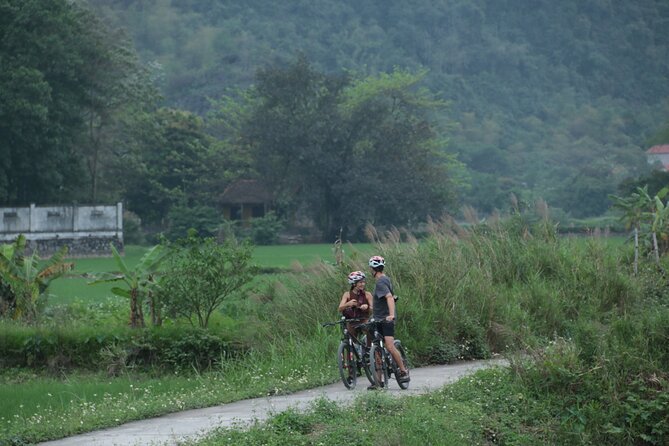 Trang an and Bich Dong Luxury Small Group Tour With Cycling - Tour Highlights