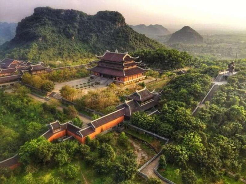 Trang An Boat, Bai Dinh Pagoda, & Mua Cave Full Day Tour - Key Points