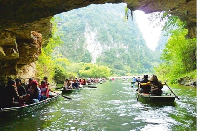 Trang an Hoa Lu Mua Cave Tour [Japanese Guide, Limousine Bus, Lunch and Dinner Included] - Customer Ratings and Activities
