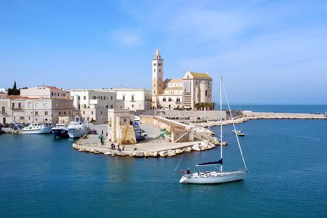 Trani Private Tour: a Piece of Art Overlooking the Adriatic Sea - Discovering the Jewish Quarter